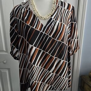 Calvin Klein Geometric Brown Black White Short Sleeve Pleat Accent Blouse XL